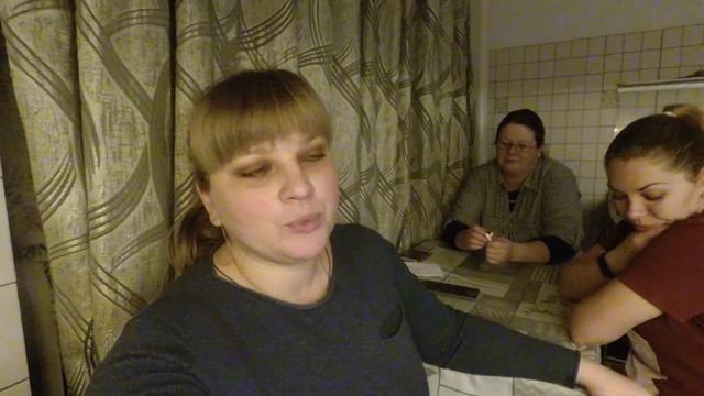 Собрали айву, киви и мандарины.Настя пришла в гости.02.12.2020.Абхазия.Сухум. смотреть онлайн