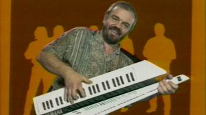 Lepa Brena i Dzej - Ljubavne igrarije