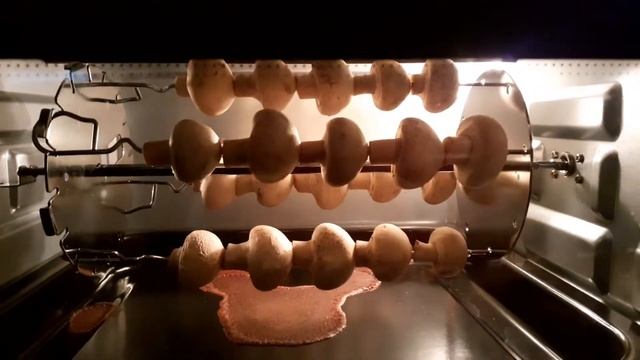 Многофункциональная мини-печь GFGRIL GFAO-500 с функцией аэрогриля, шашлычницей и вертелом для грил смотреть онлайн