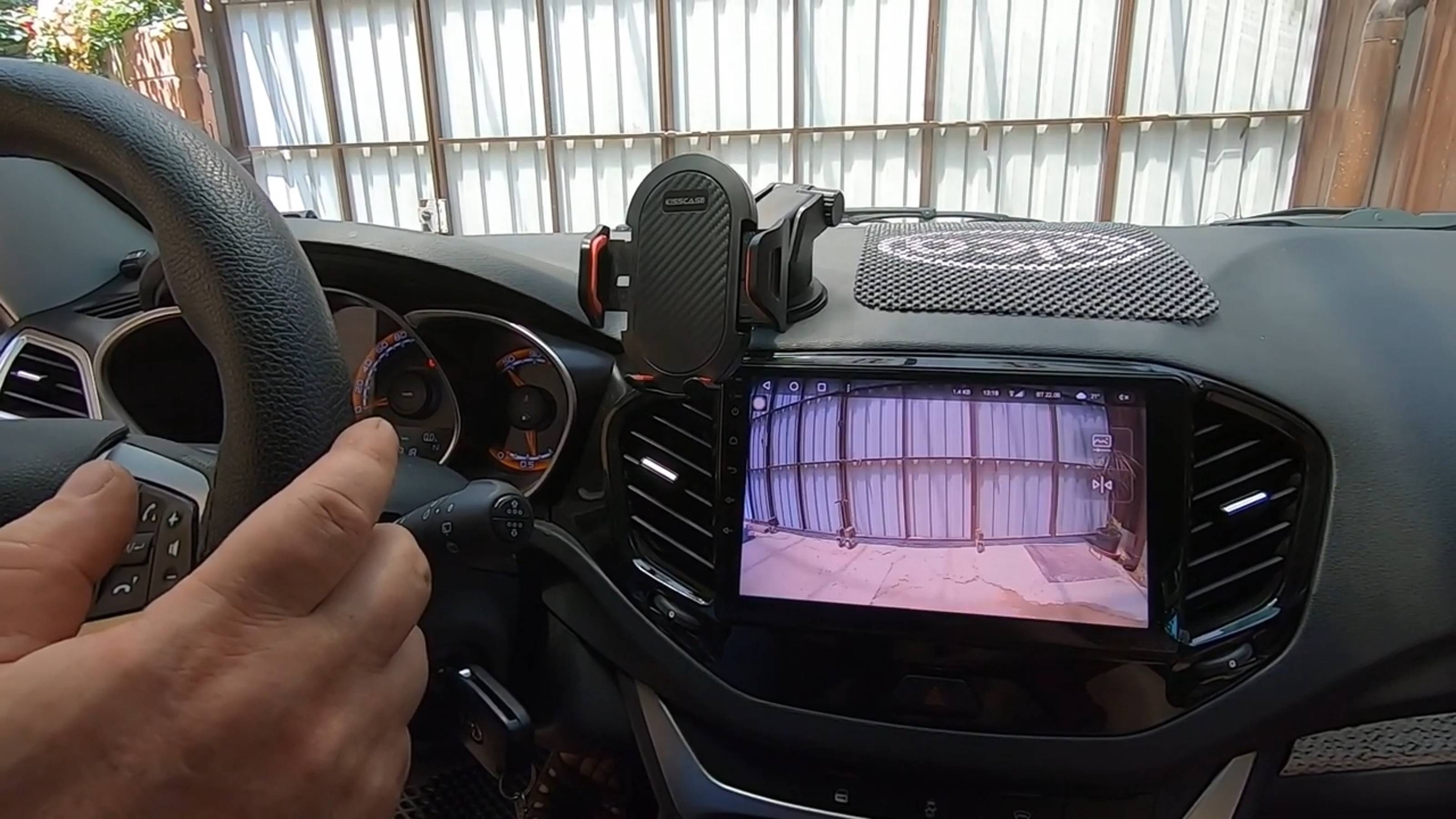 Lada Vesta SW Cross Установка фронтальной камеры Масложер 7000 смотреть онлайн