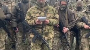 Война между ЧВК.

На этом видео ЧВК "Поток" обвиняет ЧВК "Вагнер" в том, что последние выступают.