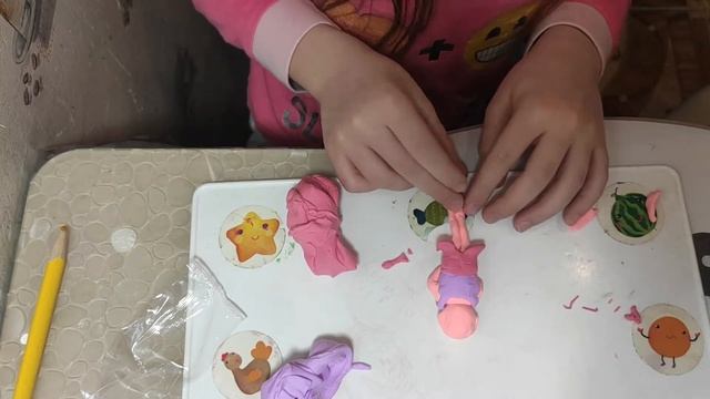 Лепим Звездочку Батерфляй! Лепим из воздушного пластилина! Star Butterfly ! смотреть онлайн