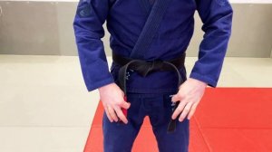Как правильно завязывать пояс и складывать кимоно в бразильском джиу-джитсу (bjj)