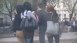 Знакомство с девушкой в парке