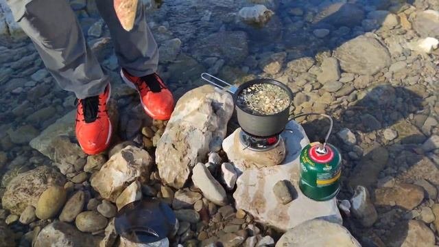Котелок. Еда в Поход. Гороховый суп с мясом и копченостями 