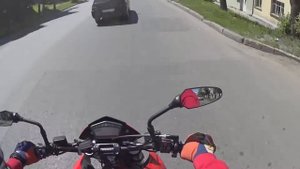 Ducati Hypermotard 796: мотард или нэйкед?