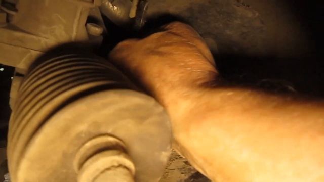 Регулировка рулевой рейки Renault (steering rack adjustment) смотреть онлайн