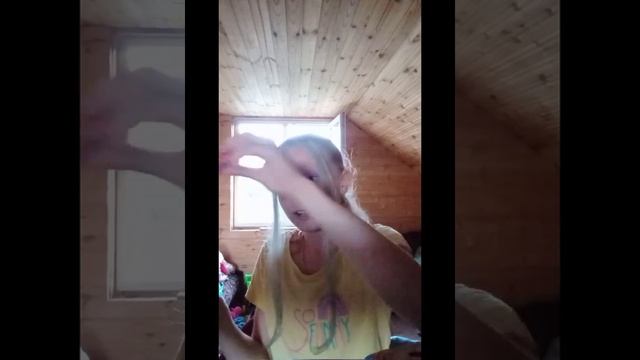 ульяша и Алиса открывает бокс