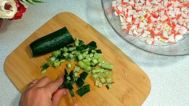 Салат с крабовыми палочками и морковкой по-корейски ..САЛАТ С КРАБОВЫМИ ПАЛОЧКАМИ... ЛЕГКО ГОТОВИТЬ смотреть онлайн