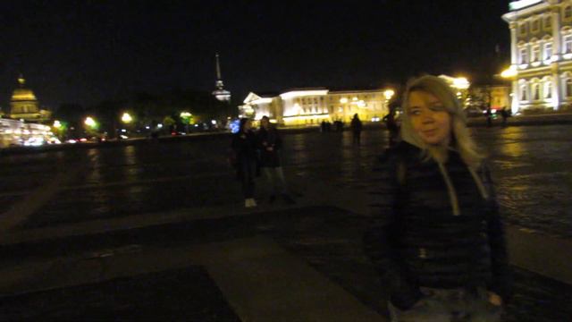 Уличный музыкант.Санкт Петербург.Дворцовая площадь.Спокойная музыка.Синтезатор. смотреть онлайн