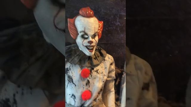 Магазин Костюмов ,Магазин Праздников. смотреть онлайн