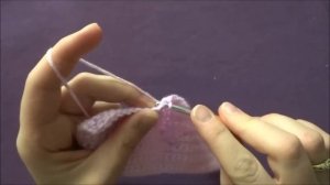 CC How to crochet a square with heart bobble chart