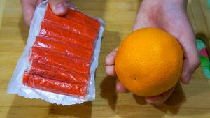 Беру 1 АПЕЛЬСИН, КРАБОВЫЕ ПАЛОЧКИ и готовлю НОВЫЙ Салат на Новый год с секретным ингредиентом!