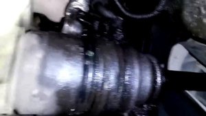 Как снять шланг ГУР Нисан Максима J30 - How to remove a hose of the hydraulic booster of a Nissan