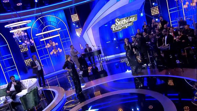 Işın Karaca & Sibel Can - MAVi MAVi смотреть онлайн