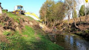 Расчистка русла реки Бельбек. Вот откуда принесло на Бельбекский водозабор огромные стволы деревьев