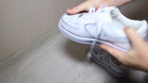 Как избежать заломы на обуви: Проверка вставок ПРОТИВ ЗАЛОМОВ