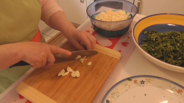 Быстрый весенний борщ с фрикадельками смотреть онлайн