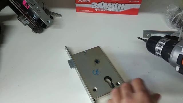 Зенит врезной замок с защелкой смотреть онлайн