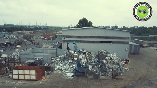 Работа Fuchs. Пакетирование металлолома