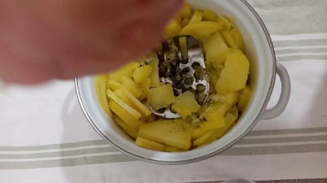 ПИРОЖКИ как ПУХ!?Мамықтай жұмсақ пирожкилер. Пирожки картоппен. қазақша рецепт смотреть онлайн