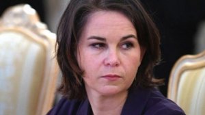 Вот это поворот! Бербок осудила немцев о безразличии к украинцам __ Бундестаг в .mp4