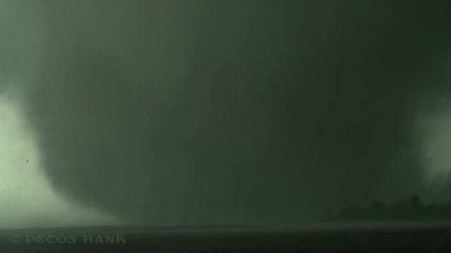 TOP 10 CLOSE TORNADOES