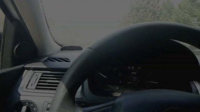 Skoda Rapid CFNA Замена лобового стекла и заправка кондиционера 175000 km смотреть онлайн