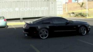 КЛИП ФОРД МУСТАНГ