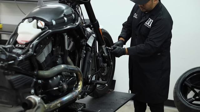 Bugatti inspired motorcycle by DD Designs | Full Documentary смотреть онлайн