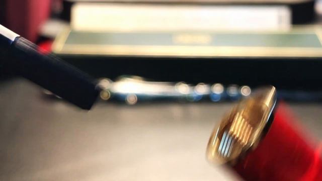 Picasso 915 Marble Rose Fountain Pen Unboxing and Review