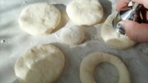 Рецепт пончиков Воздушные и очень вкусные пончики в глазури! Donuts Appetitno