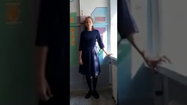 #годпамятииславы Александра Астахова исполняет стихотворение Юлии Друниной "Зинка"