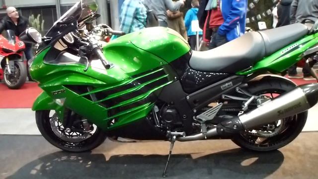 2017 Kawasaki ZZR 1400 '''Akrapovic'' 200 Hp 300 Km/h * see also Playlist смотреть онлайн