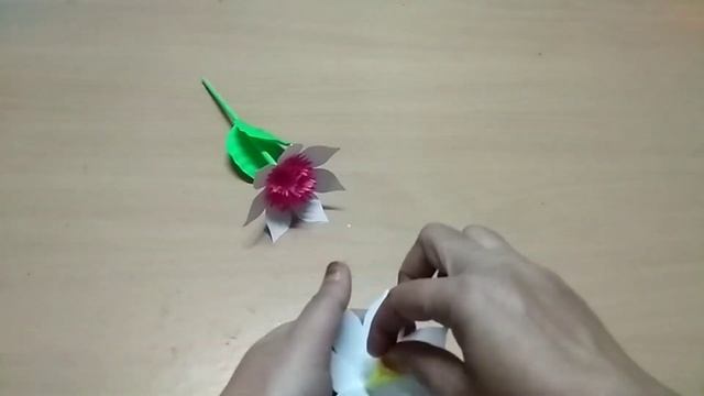 Beautiful origami paper flower ????#papercraft #paperflower #diycraft #handmadecraft #diy смотреть онлайн