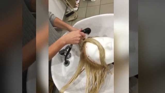 Как помыть систему волос смотреть онлайн