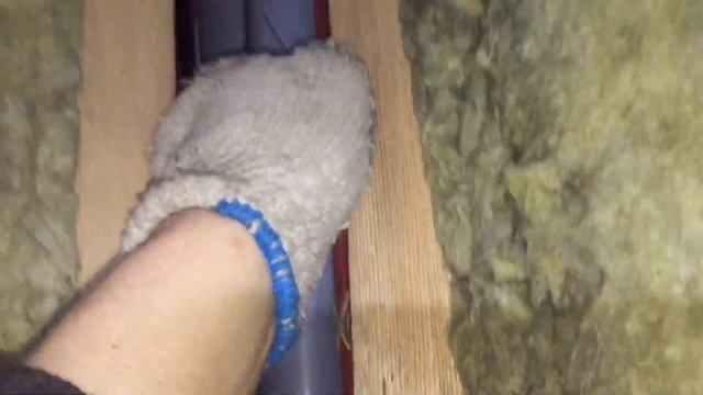 Откуда берётся сырость в бытовке смотреть онлайн