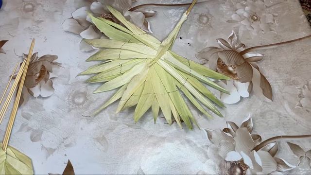 Пальмовые листья своими руками сухоцвет пальмы листья пальмы из бумаги How to make a palm leaf