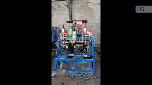 Экструзионная выдувная машина XL65