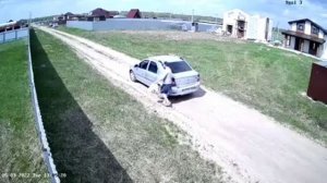 Алеканово, кп Ласточка. Логан Е772РТ62. В башке тоже самое, что и в мусорном пакете.