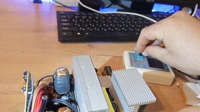 Ремонт после ремонта блока питания компьютера ATX не держит нагрузку смотреть онлайн
