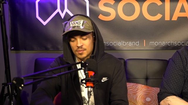 How does "BREAKING NEWS" affect social media? - Monarch Social S2E3 смотреть онлайн