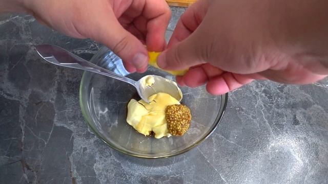 Сельдь пряного посола в домашних условиях без ступки когда под рукой только нож и лист бумаги . смотреть онлайн