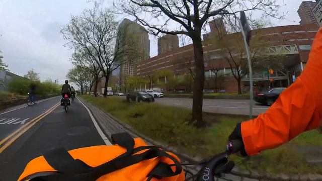 Start of 718 Cyclery Micro-tour #5: NYC to Croton Point Park, NY смотреть онлайн