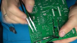 Установка умной обманки на плату холодильника LG EBR805254