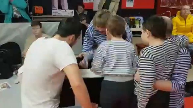 23 февраля, праздник в клубе. смотреть онлайн