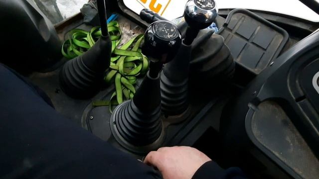 JCB 3 CX СЛОМАЛСЯ РЫЧАГ ПОДЪЕМА ФРОНТАЛЬНИКА смотреть онлайн