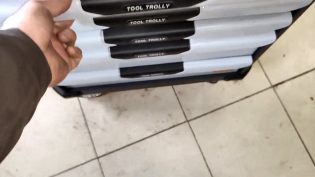 Тележка инструментальная KraftWell смотреть онлайн