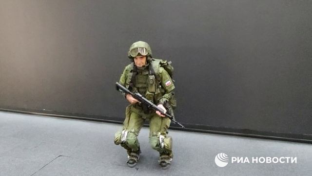 Российский боевой экзоскелет с электродвигателями