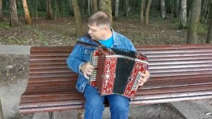 Измайловский пятачок, Сашка играет "Матаня" 😁